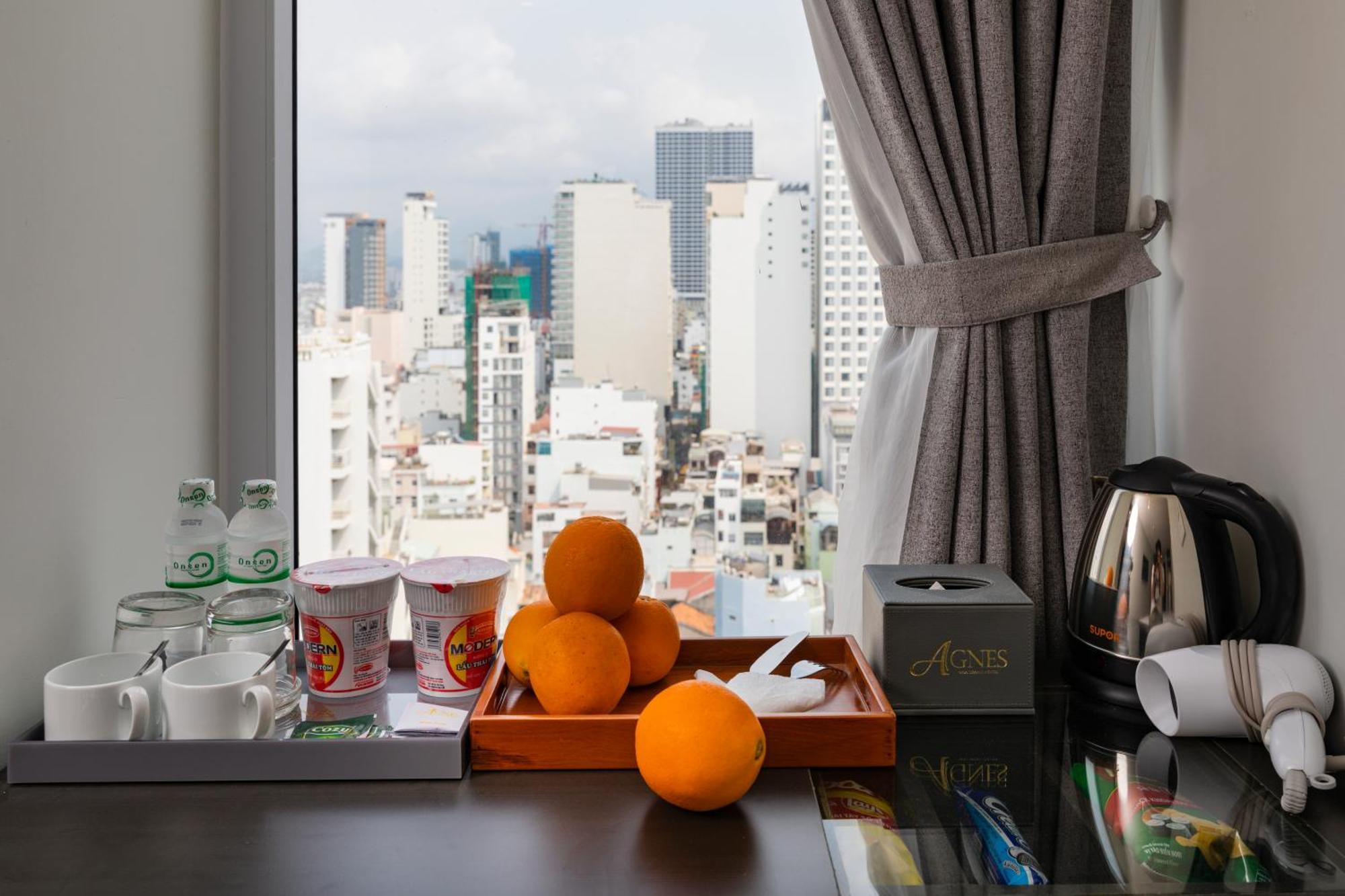 Agnes Hotel Managed By Dhg Nha Trang Extérieur photo