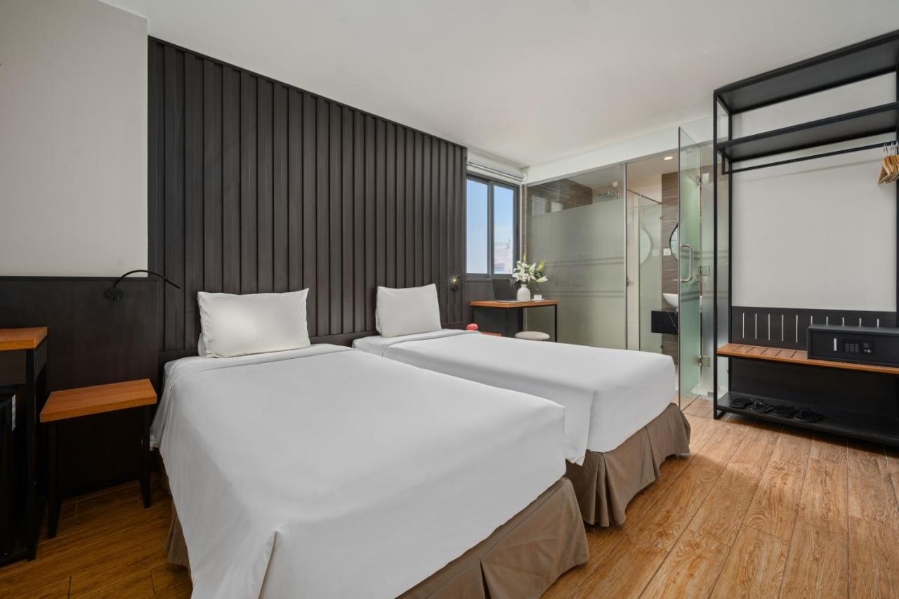 Agnes Hotel Managed By Dhg Nha Trang Extérieur photo